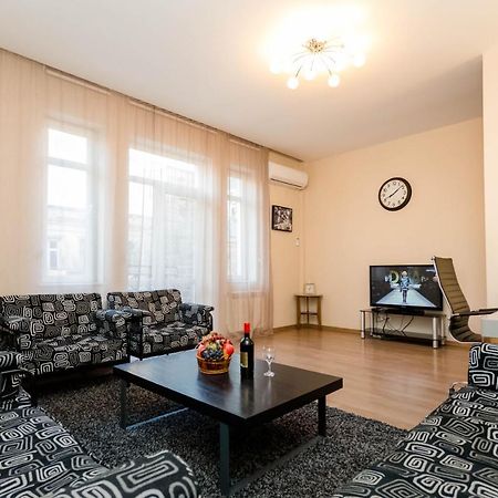 Tbilisi Apartment Ll Buitenkant foto